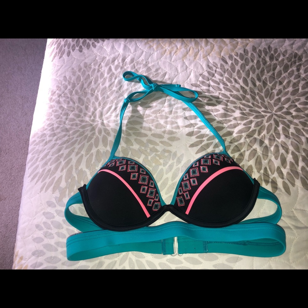 SO bathing suit top